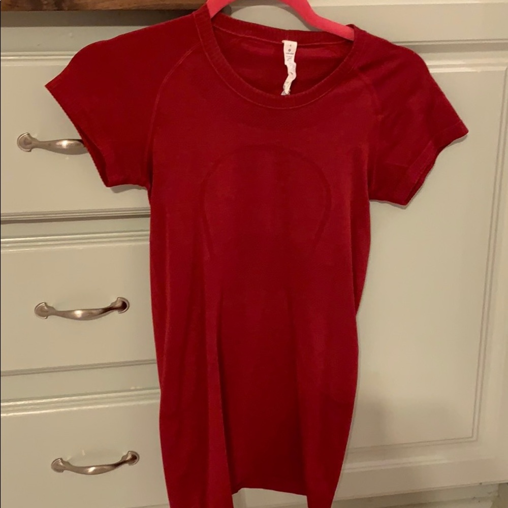 LuLu Lemon swifty tech short sleeve